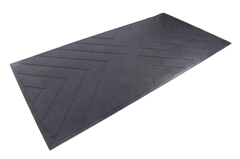 DZ75005 – DEE ZEE Bed Mat, Universal Fit Without Raised Edges 96 Inch Length x 48 Inch Width 3/8 Inch Thick Black Rub...